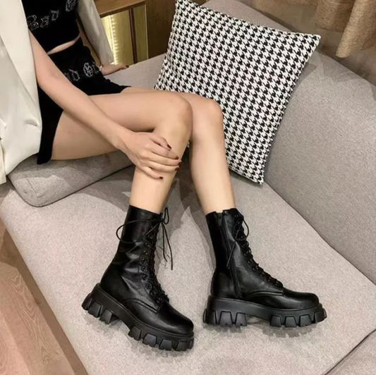 Wendy | Lace-up ankle boots