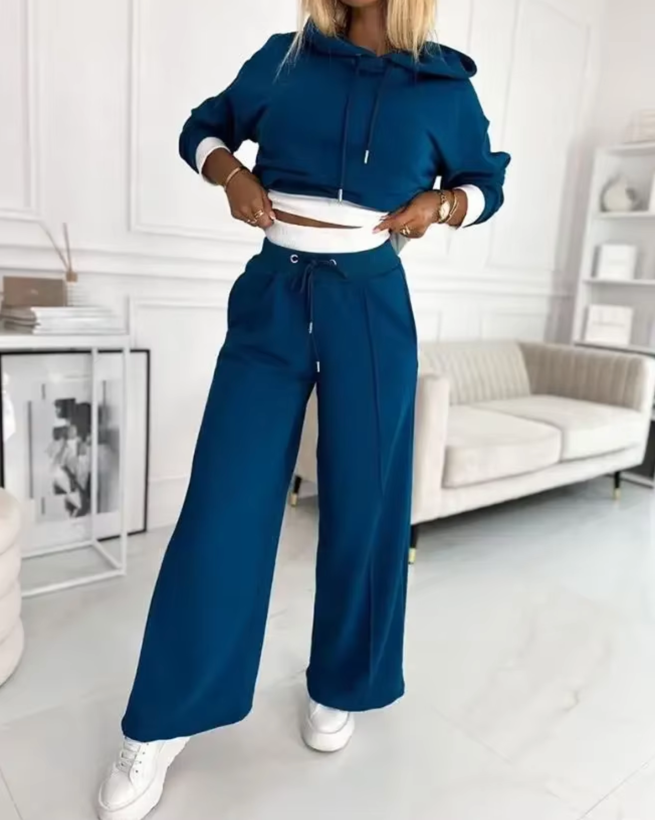 Nora | Two piece set with hoodie and wide leg pants