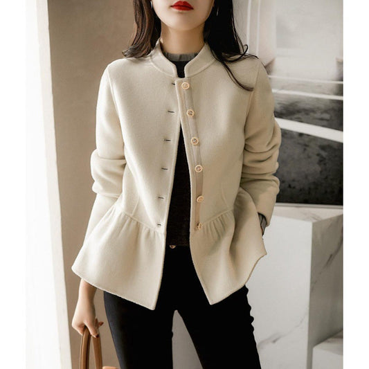 Yolanda | Chic and versatile winter garment
