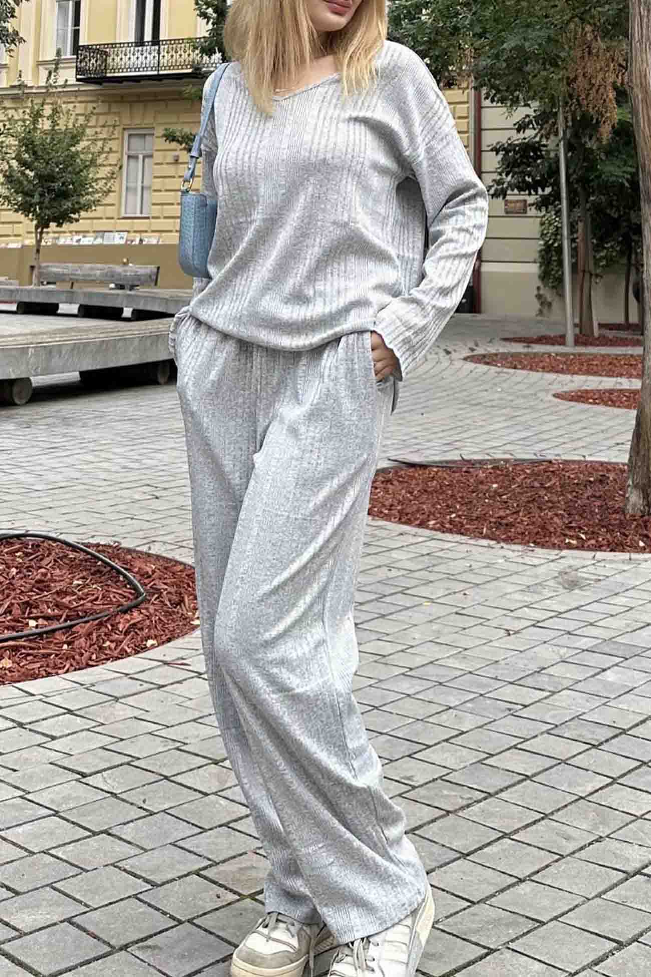 Jana | Ribbed V-neck long sleeve two piece set