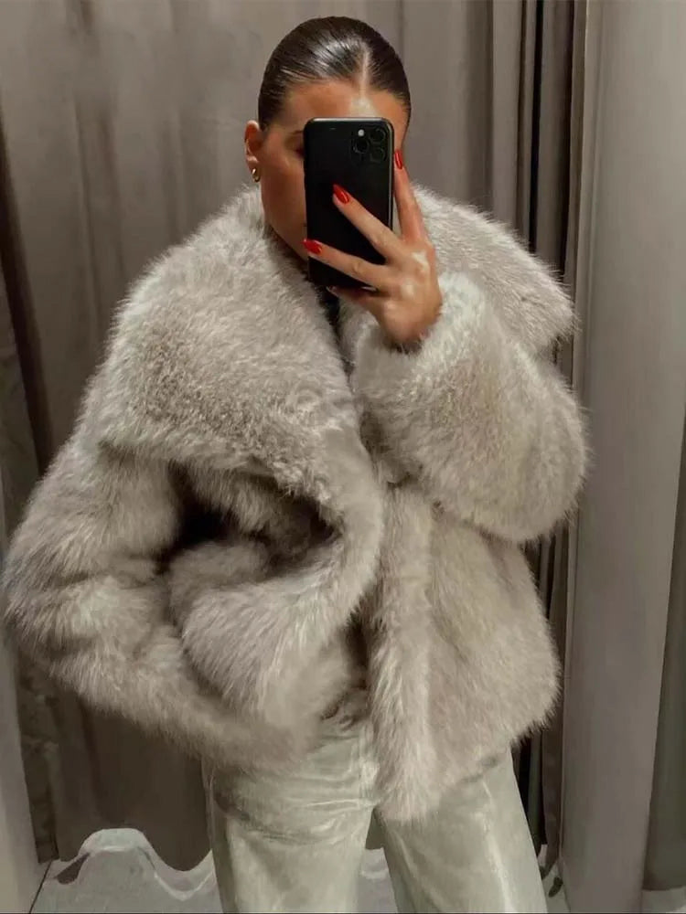 Manuela® | Modern, casual winter coat for women