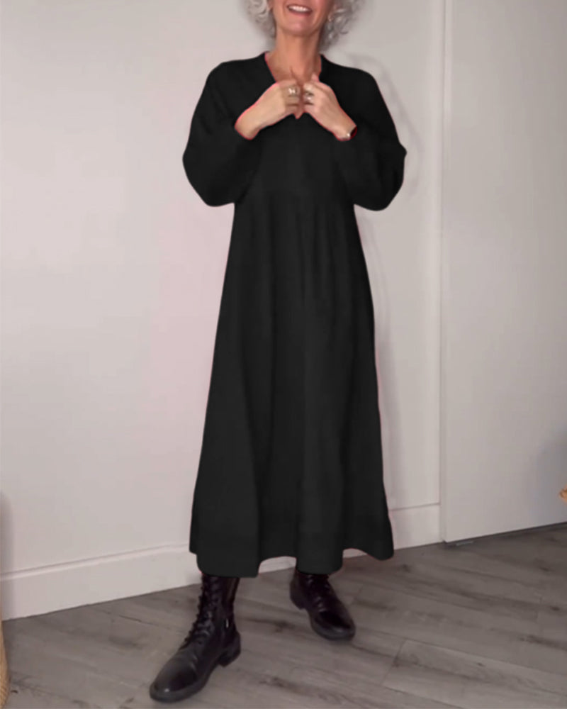 Xaviera | Elegant long dress with V-neck and pockets