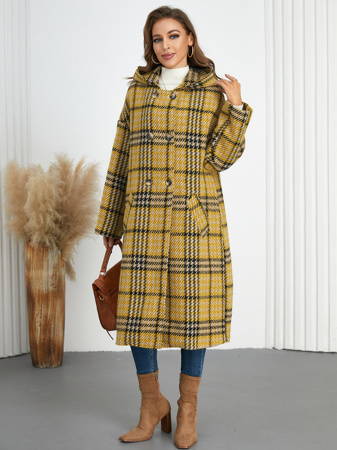 Abigail | Checked double breasted long sleeve coat