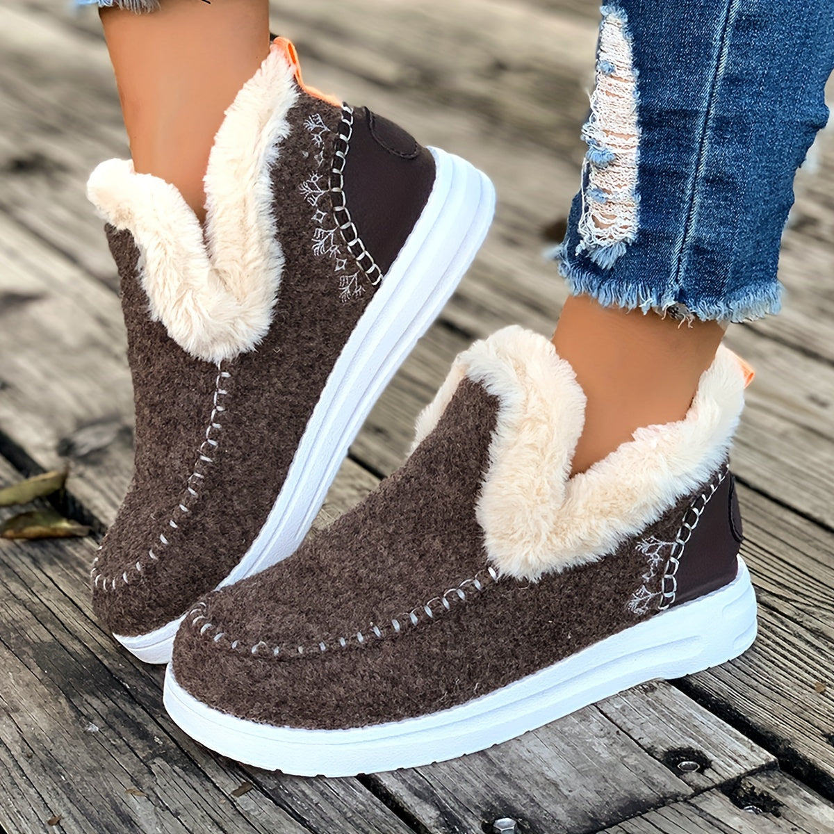Isabel | Cozy winter slippers for women: fleece lining, PU sole and soft fabric construction