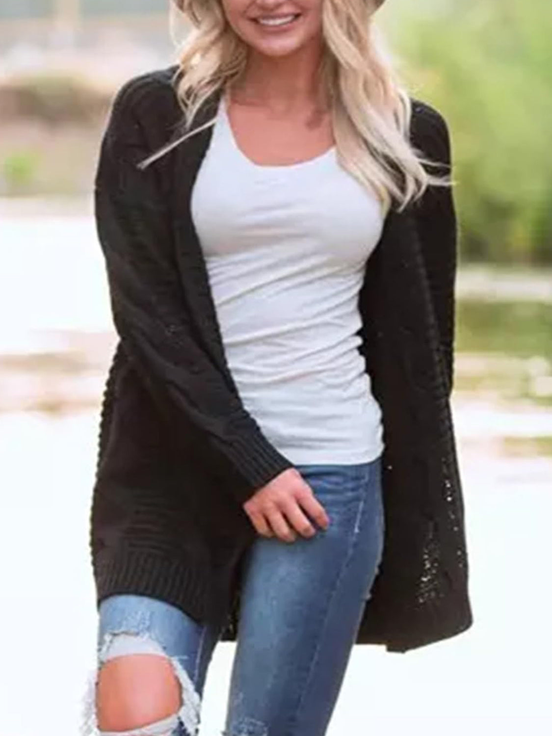 Aneta | Cable knit cardigan with open front and long sleeves
