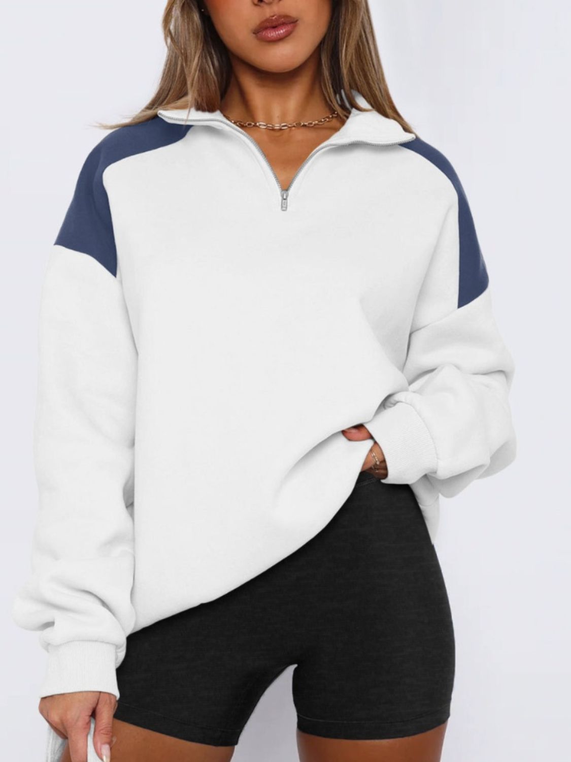 Regine | Long sleeve sweatshirt with contrast quarter zip