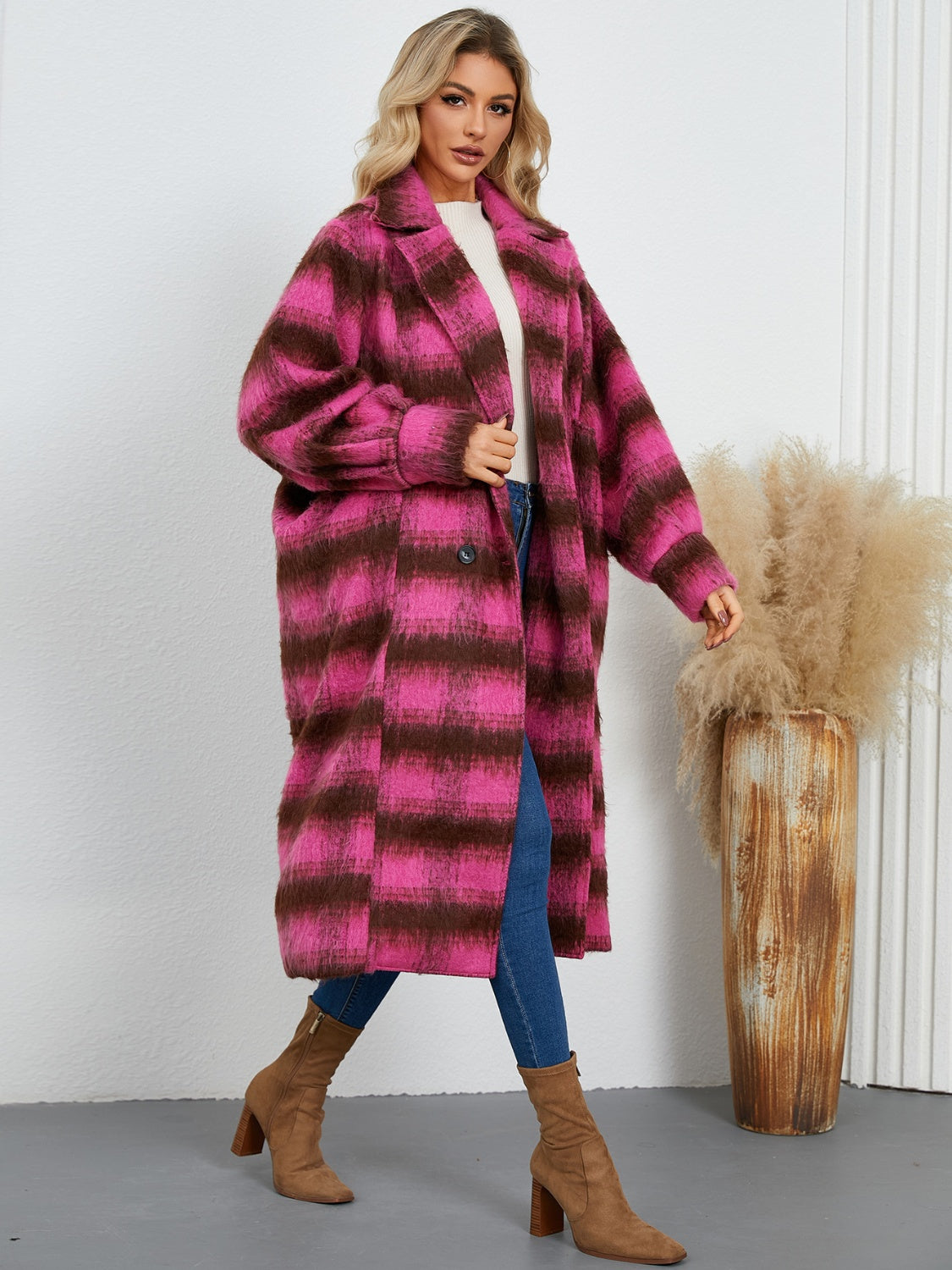 Rocio | Contrasting double breasted long sleeve coat