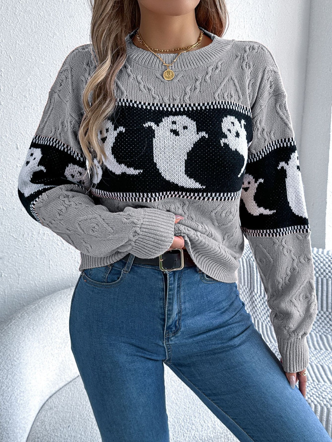 Victoria | Ghost crew neck long sleeve sweater