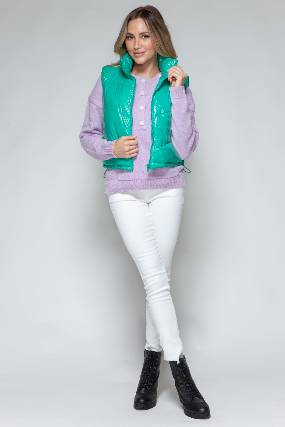 Elsbeth | Snobish shiny quilted vest with turtleneck and zip