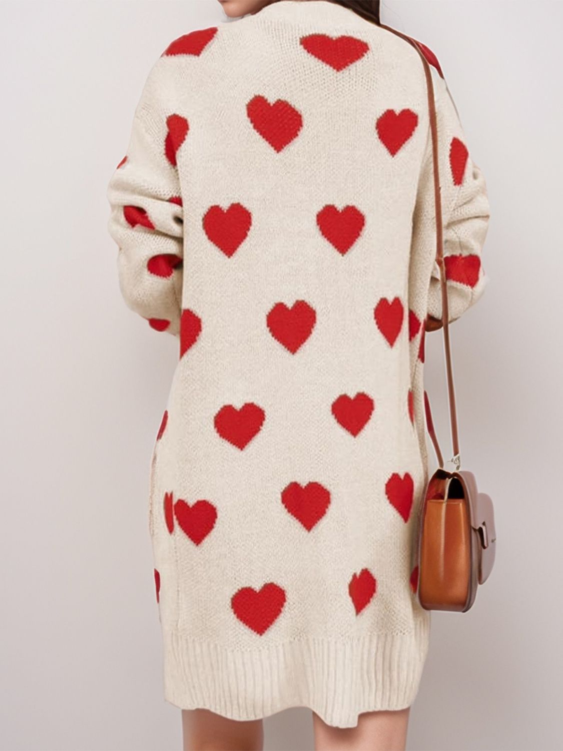 Nuria | Heart-shaped, long-sleeved cardigan with an open front