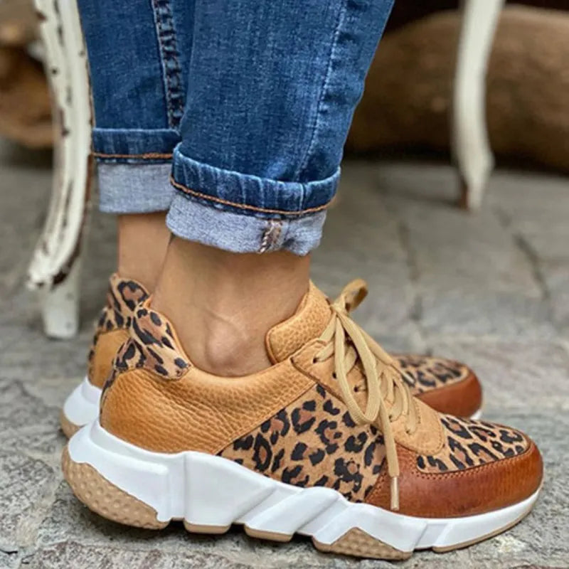 Romina | Supportive and stylish orthopedic footwear