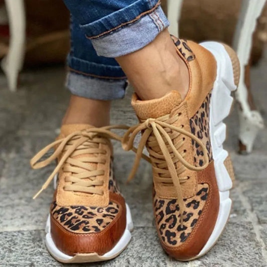 Romina | Supportive and stylish orthopedic footwear