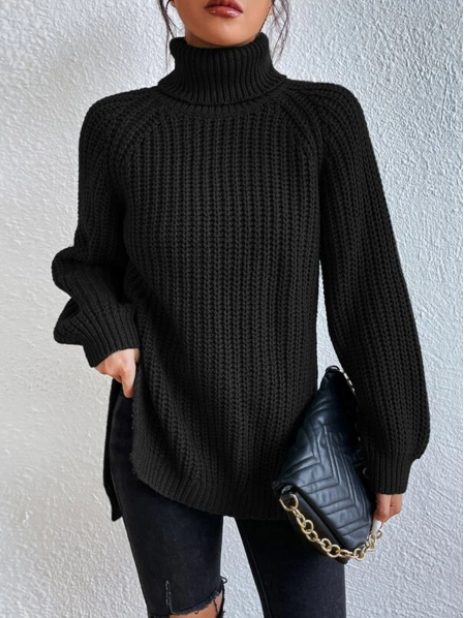Mercedes | Casual and stylish winter sweater