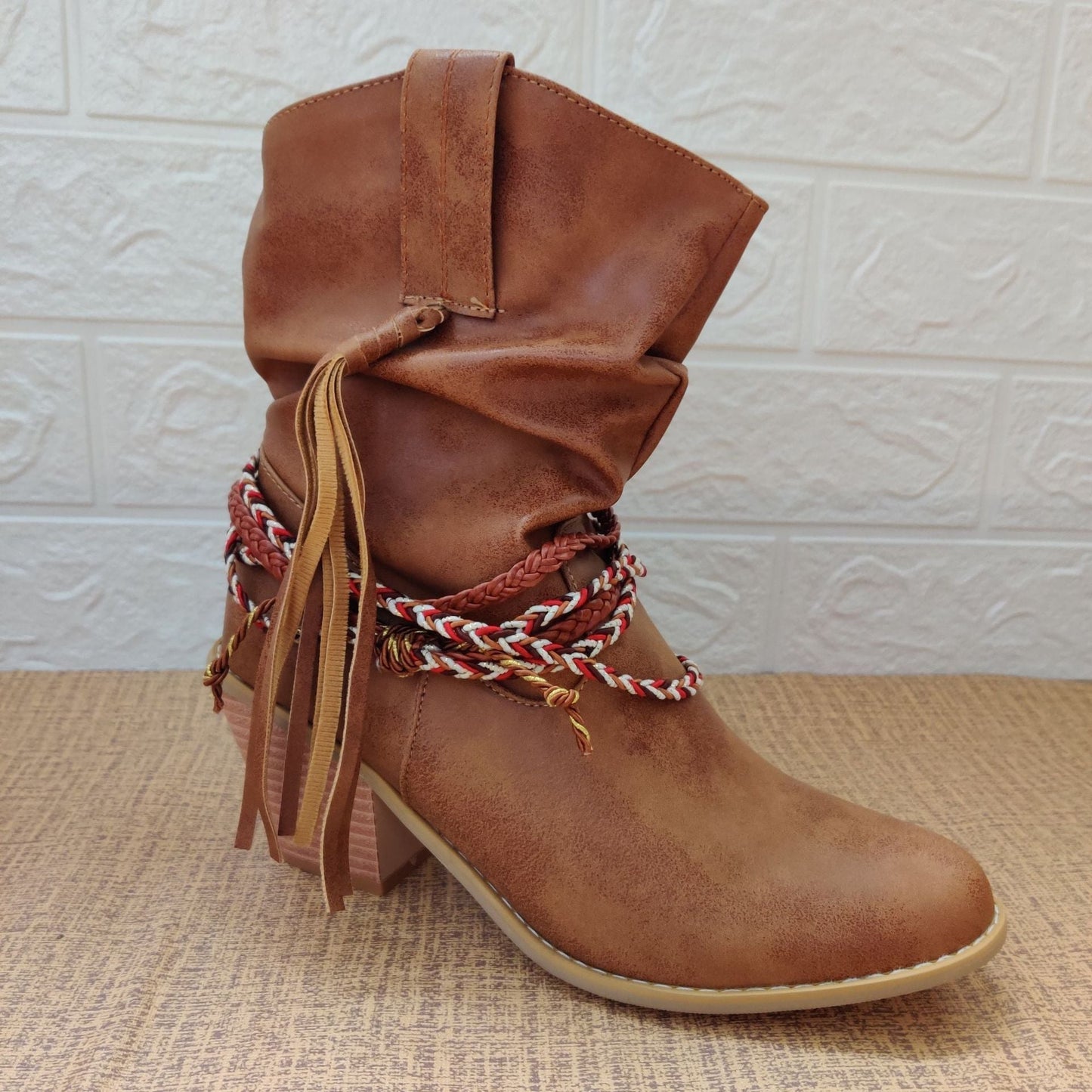 Alma | Sleek and supportive orthopedic boots
