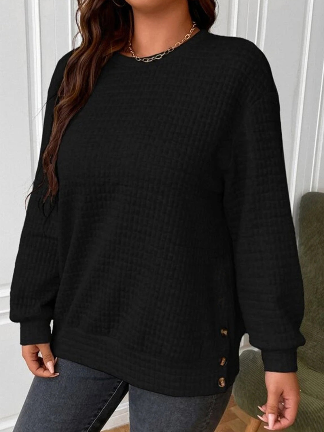 Martina | Structured long-sleeved crew neck sweatshirt