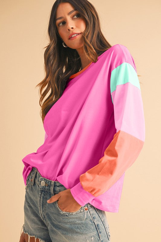 Adriana | Loose fit top with color block sleeves