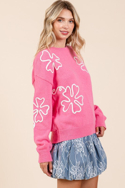 Cecilia | Plus knitted sweater with floral embroidery