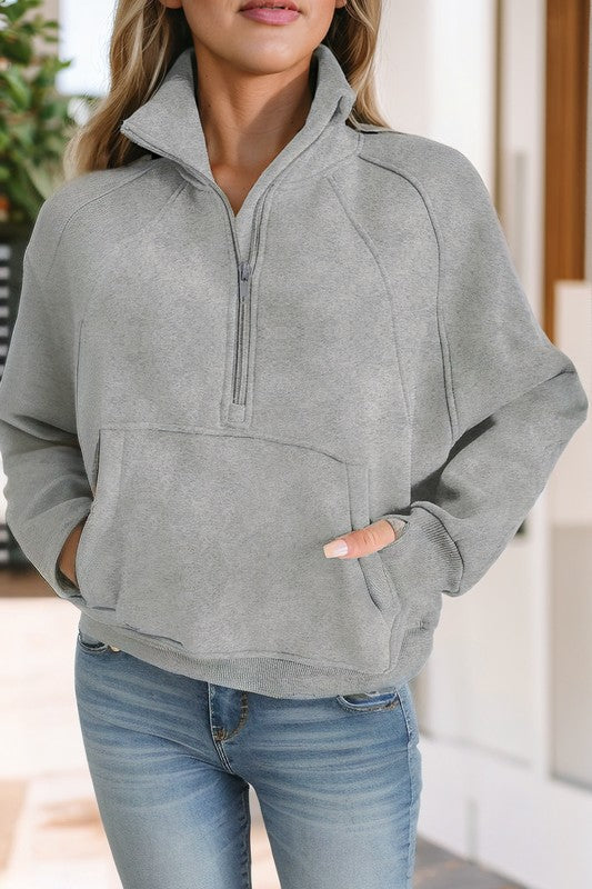 Emma | Sweatshirt with a stand-up collar and ribbed thumbhole sleeves