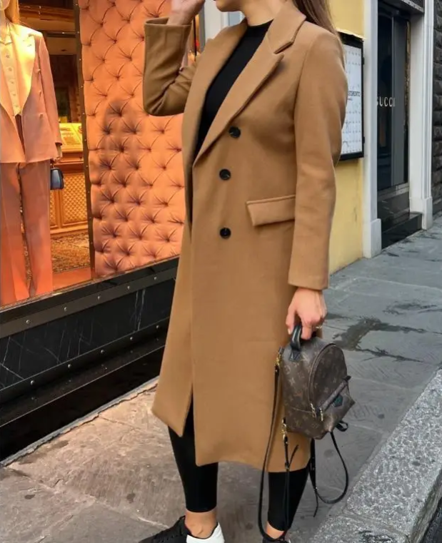 Soledad | Classic and elegant winter garment.