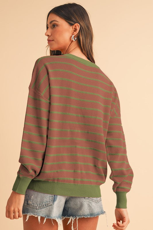 Julieta | Striped, loose sweater with a crew neck and dropped shoulders