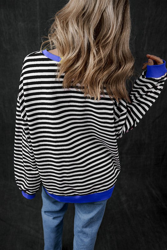 Vanessa | Oversized women's sweater with contrast trim