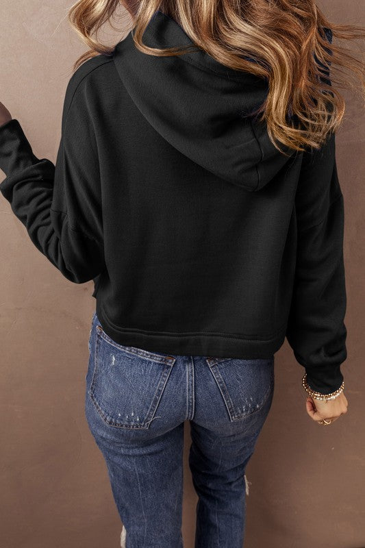 Tamar | Short hoodie with low shoulders and drawstring