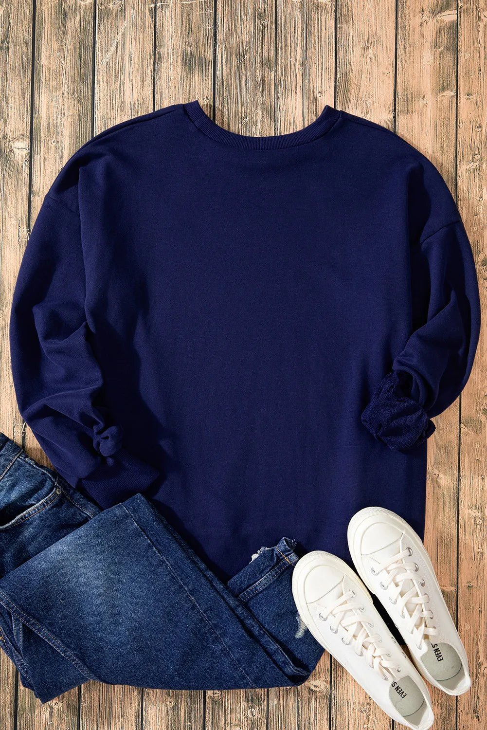 Claudia | Long-sleeved sweatshirt with a high, low crew neck