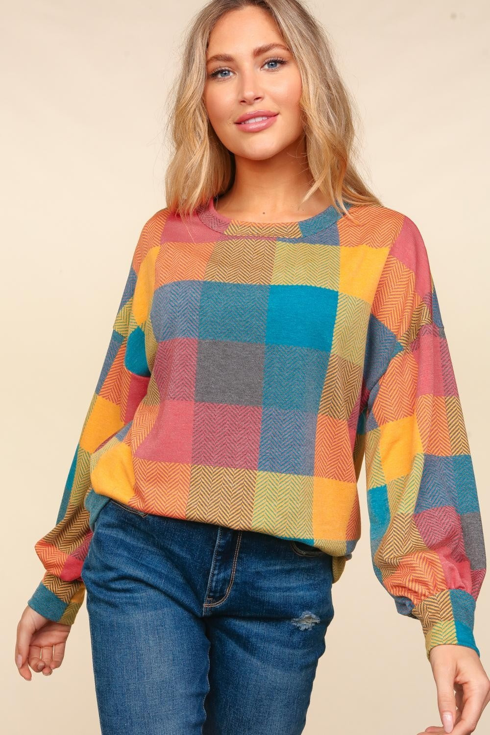 Clara | Haptics color block check crew neck top