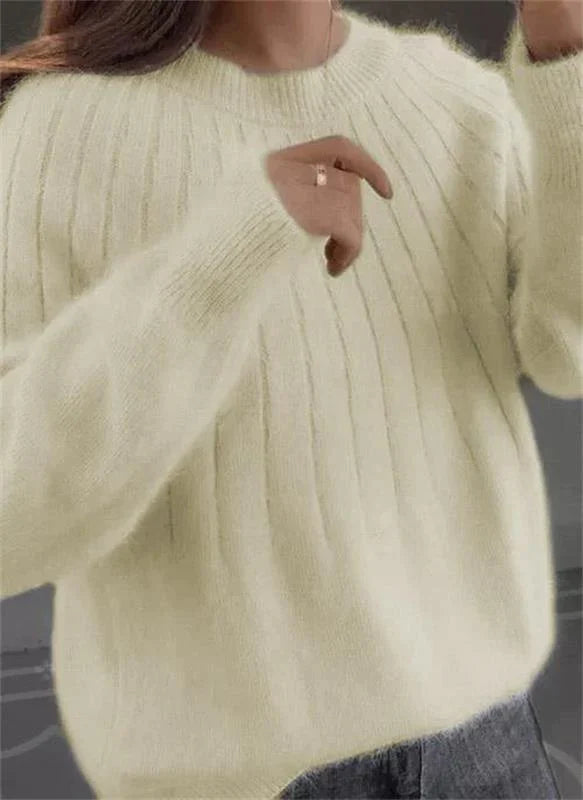 Daniela® | Timeless and stylish winter sweater