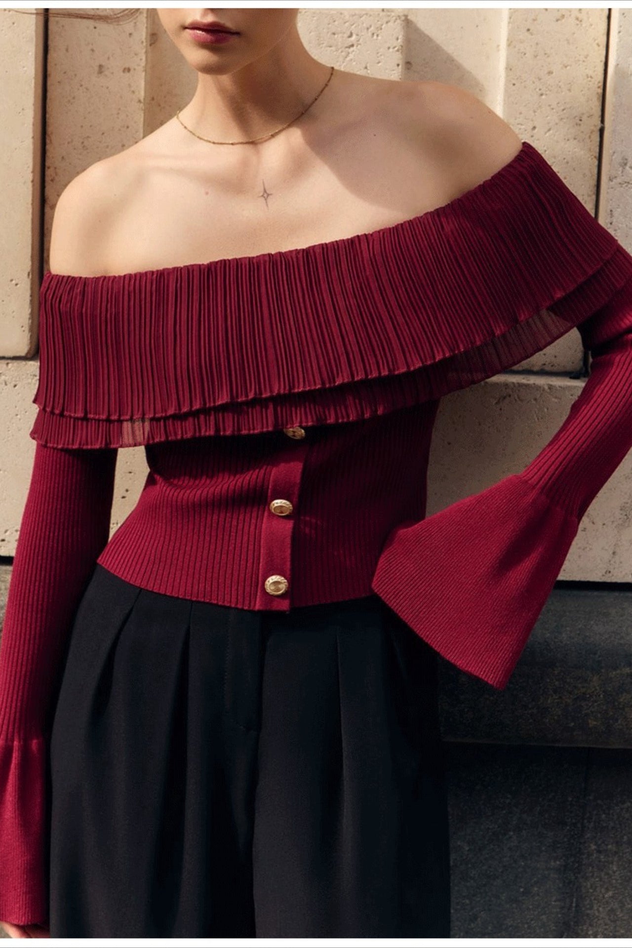 Paneled Ruched Buttoned Off-the-Shoulder Long Sleeve Tee