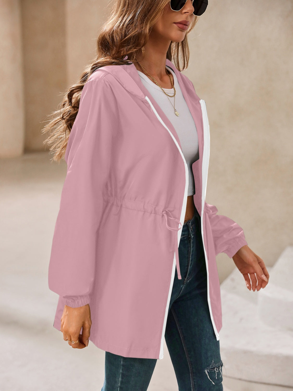 Elvira | Waterproof, long-sleeved outdoor windbreaker with hood