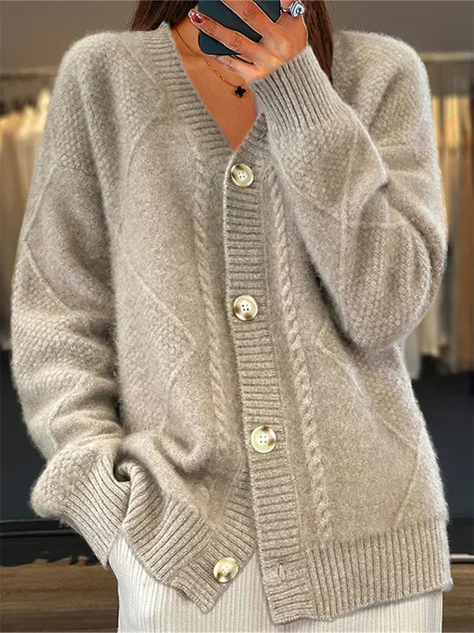 Rocio| Relaxed and timeless winter sweater