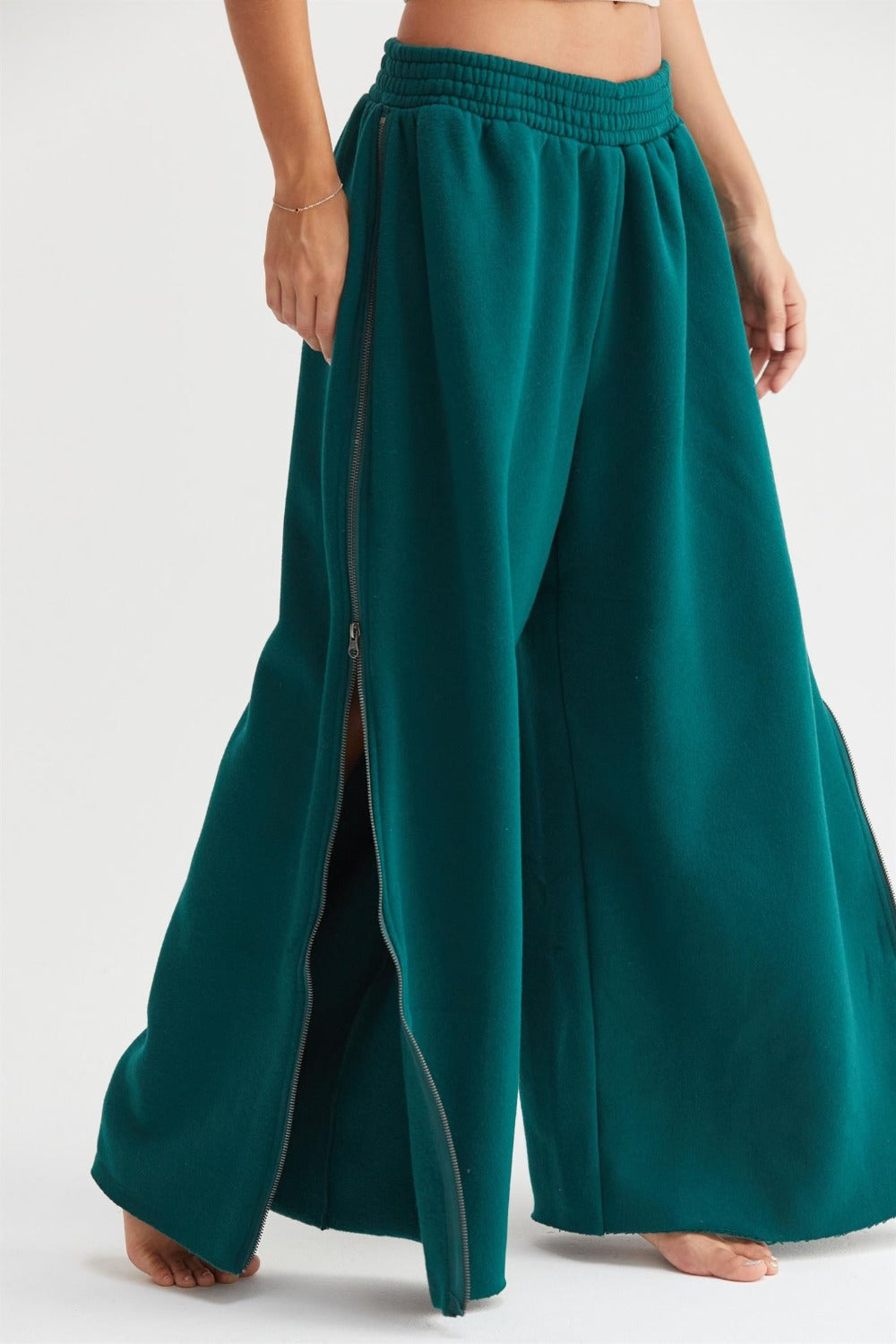 Magda | Wide-leg joggers with side zip fastening