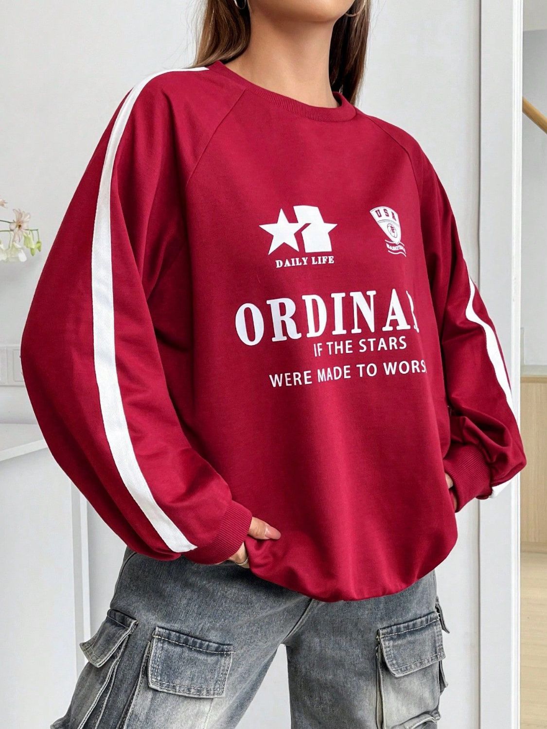 Marta | Long sleeve crew neck sweatshirt with letter graphic