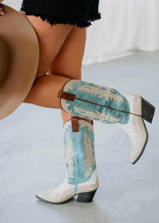 Malena | Fashionable and supportive orthopedic boots