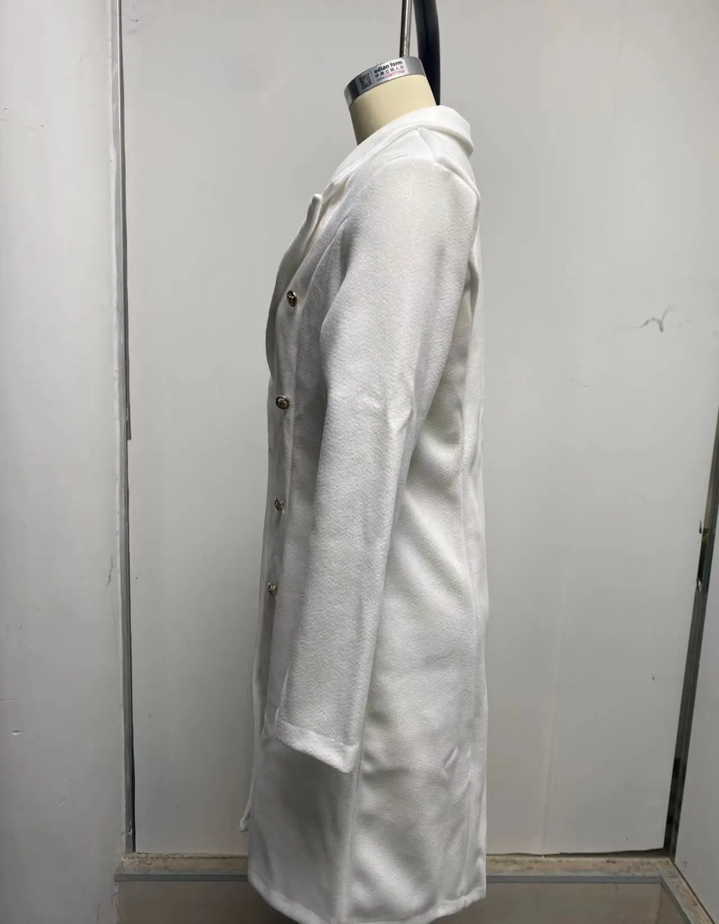 Hilda | Elegant and casual winter garment