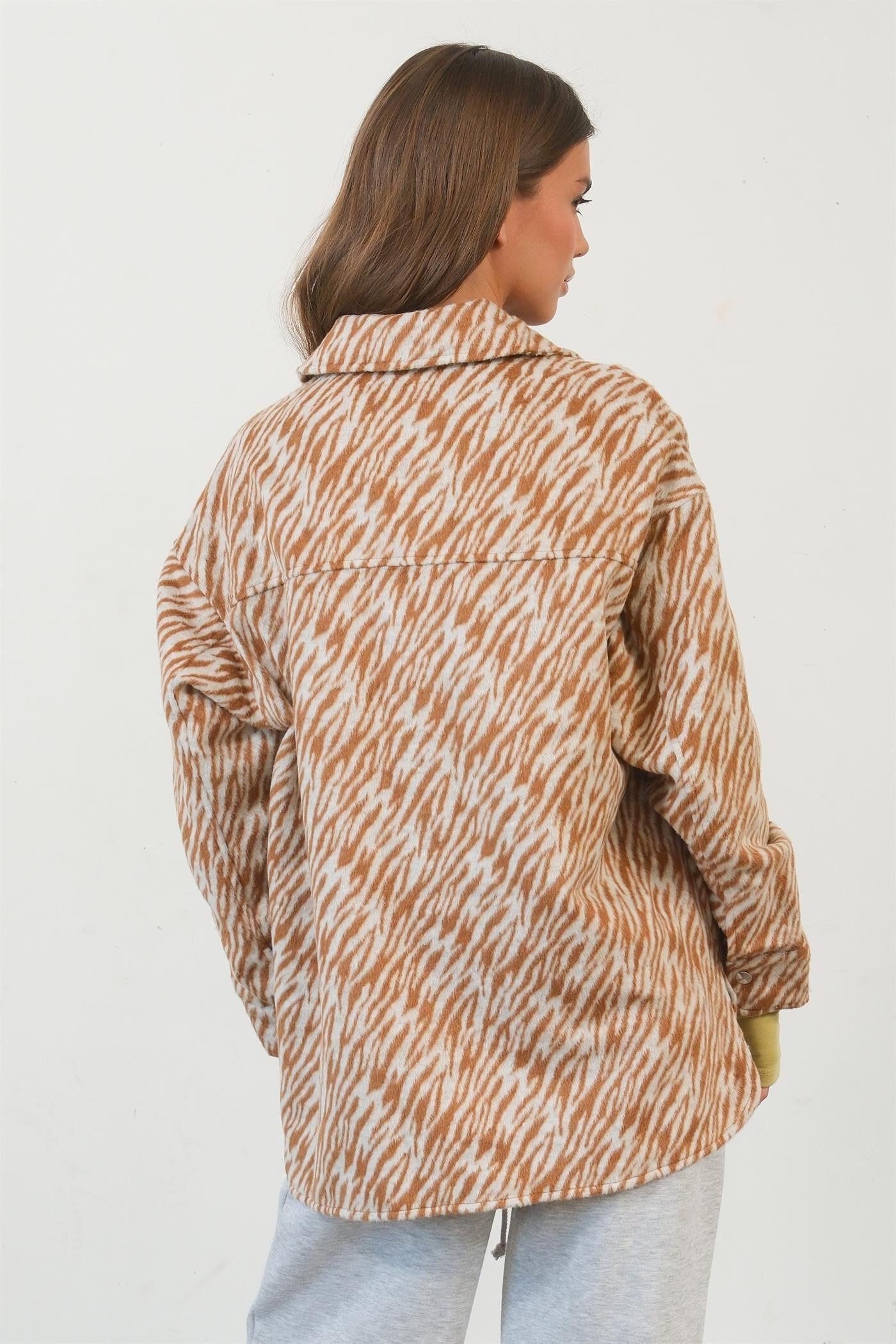 Mariola | Long-sleeved shirt with zebra pattern and press studs