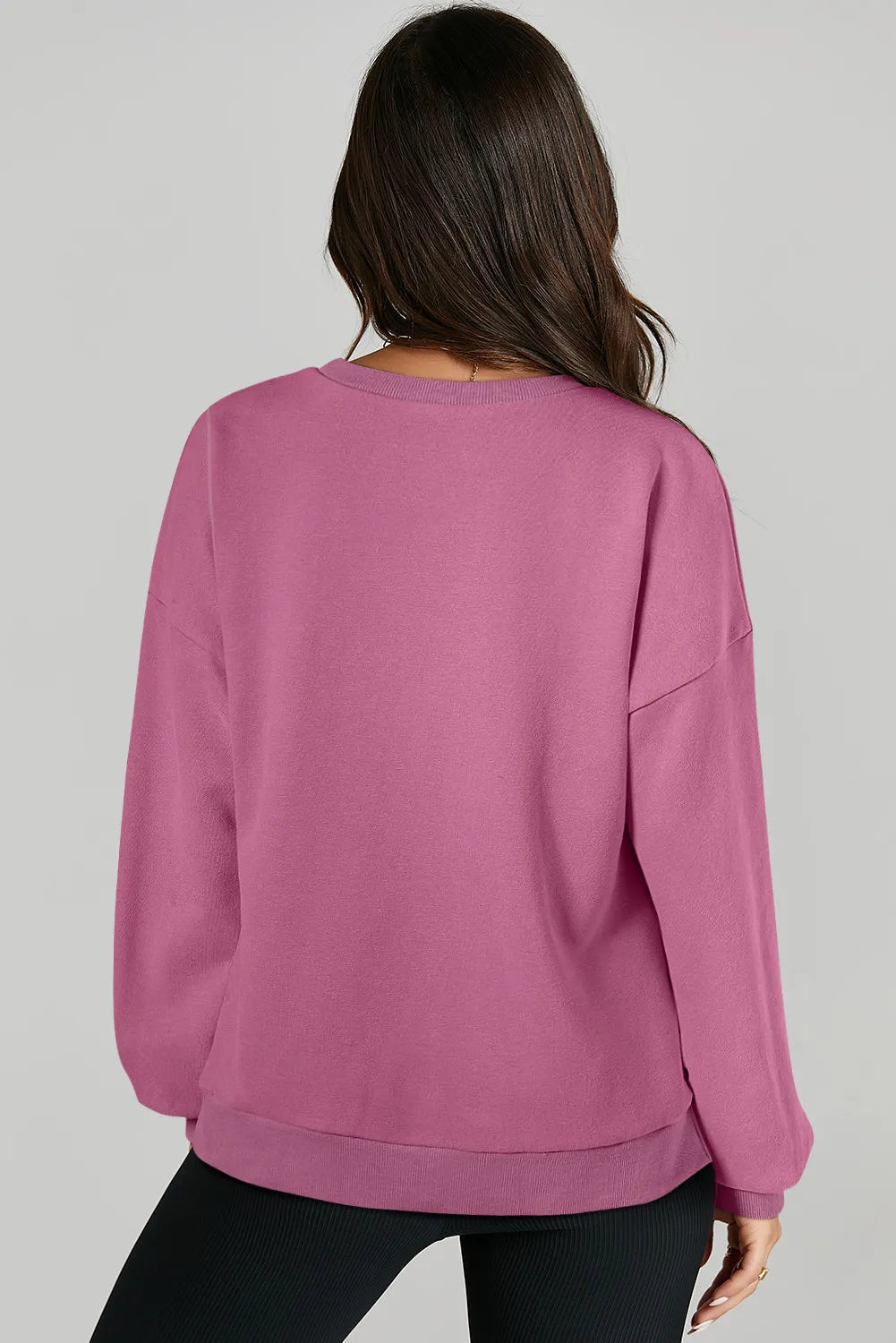 Claudia | Long-sleeved sweatshirt with a high, low crew neck