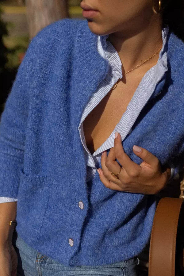 Corina | Classic and comfortable winter cardigan