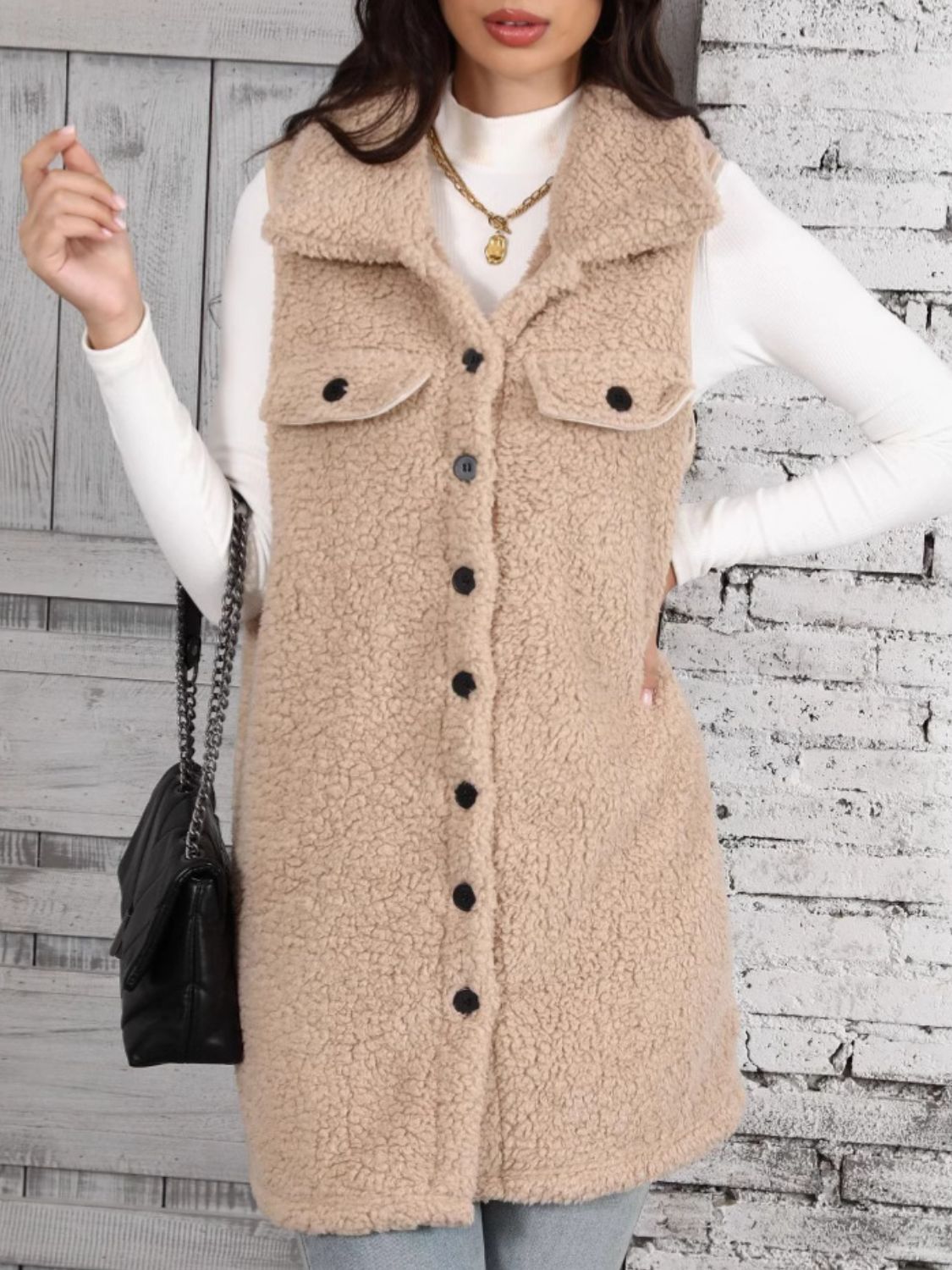 Diana | Buttoned teddy vest coat