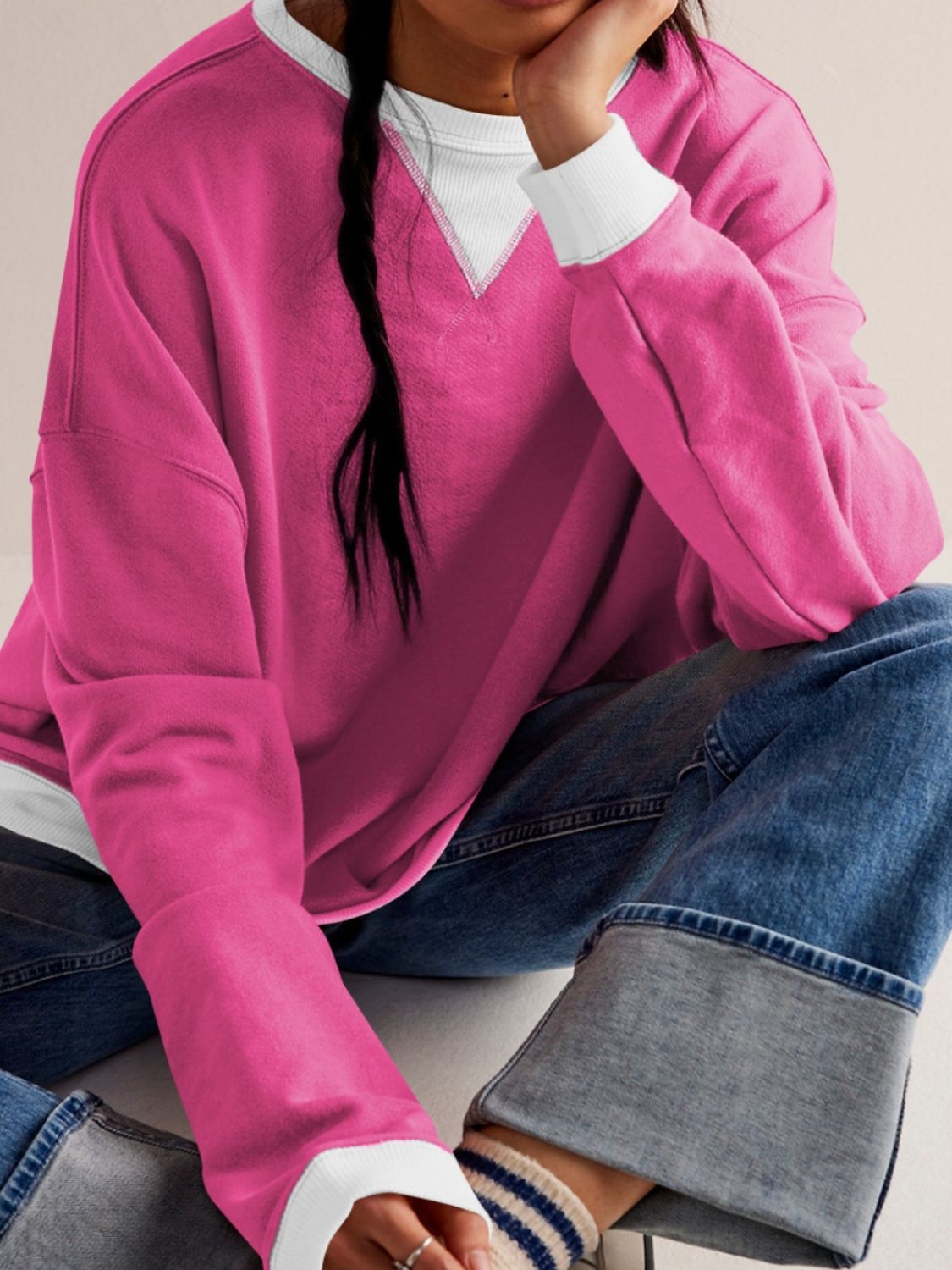 Ilona | Contrasting long-sleeved sweatshirt with dropped shoulders