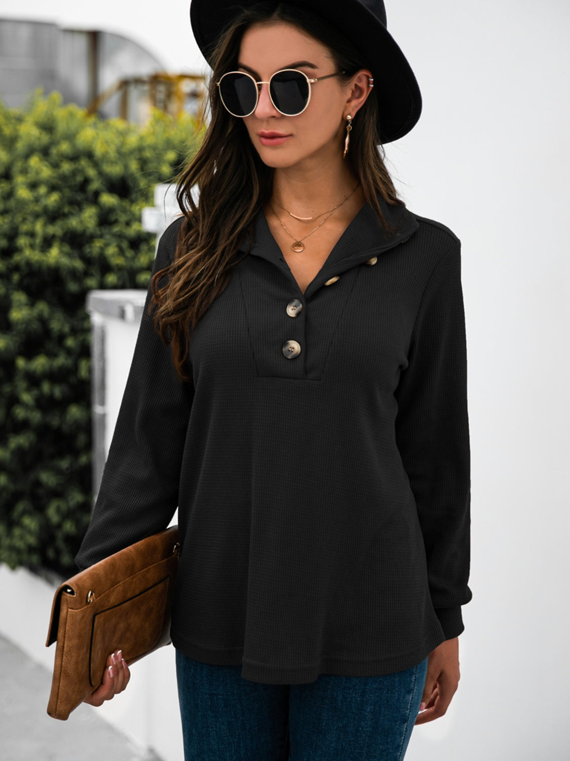 Renee | Half button t-shirt with long sleeves