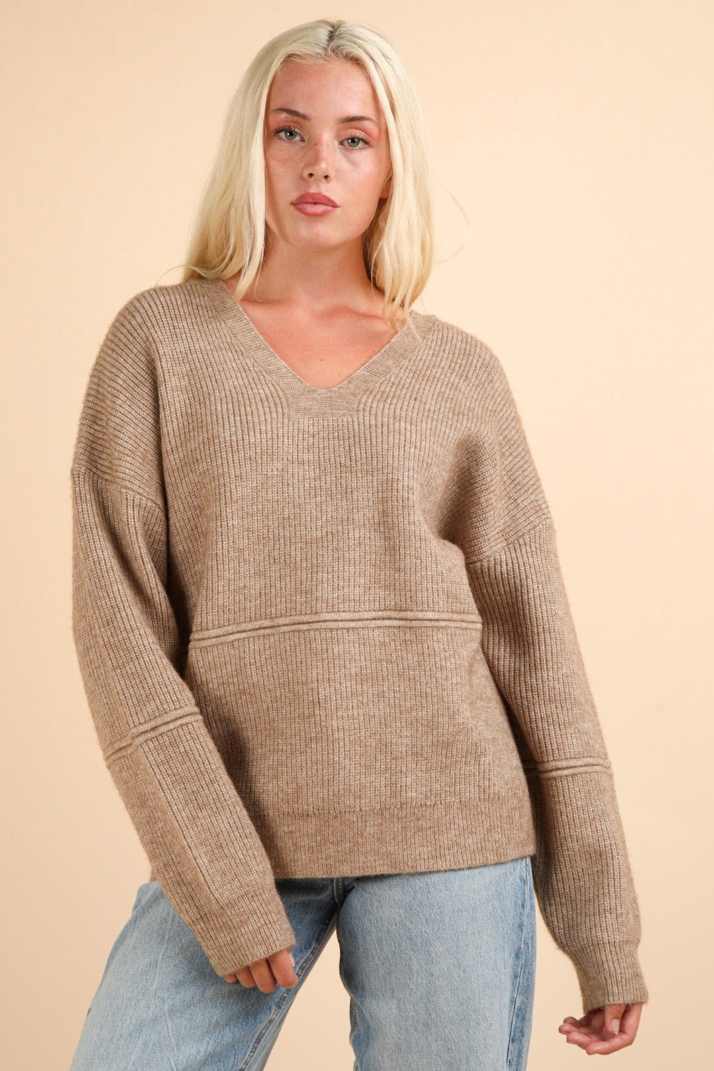 Theresa | Hoodie with seam detail and dropped shoulders