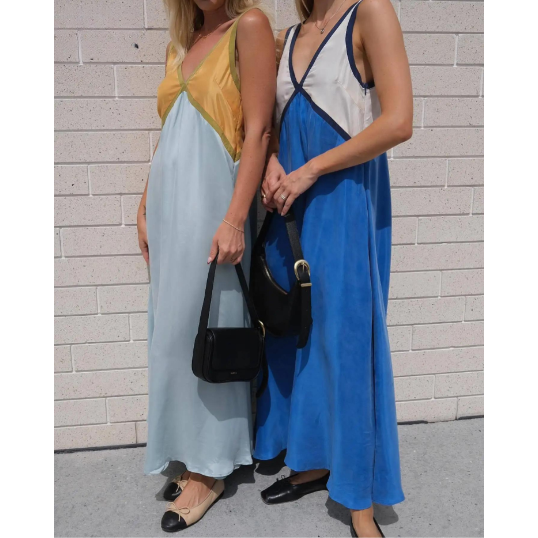 Lucrezia® | Elegant Dress With V Fit