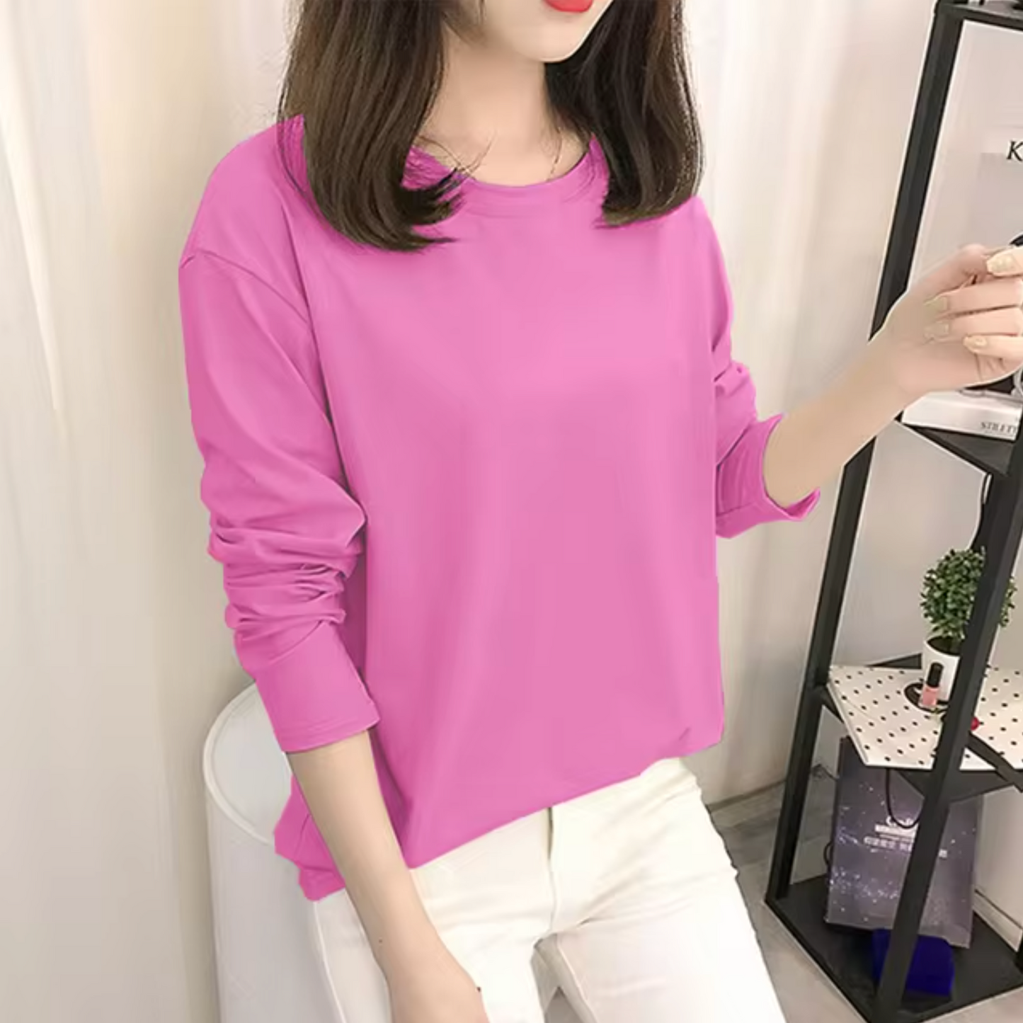 Iris | Long-sleeved cotton shirt with a crew neck
