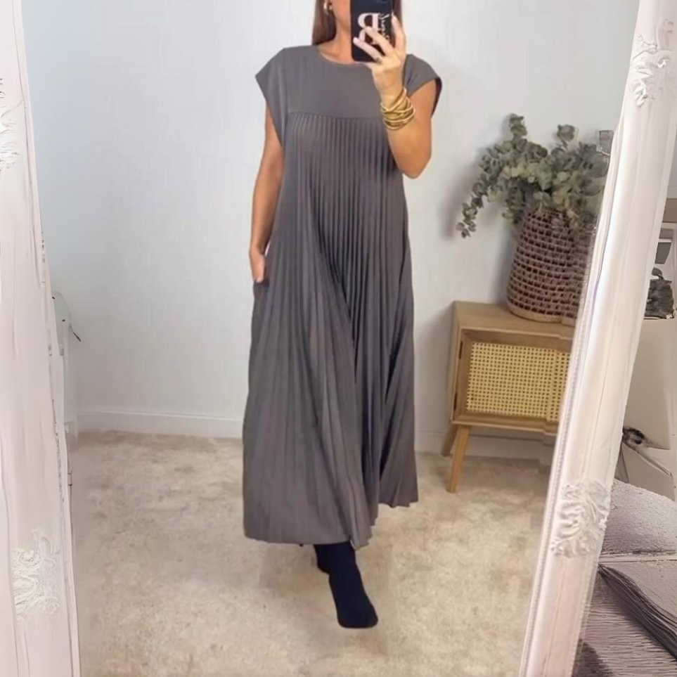 Scarlett® | Light And Fresh Pleated Dress