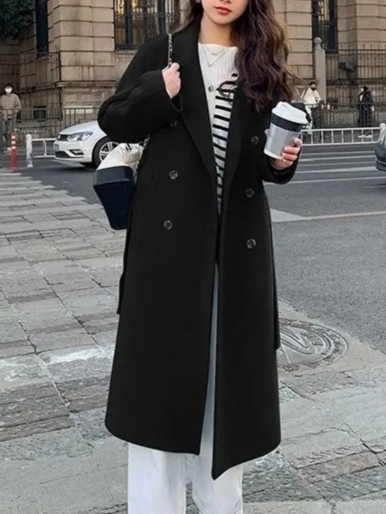 Liliana | Elegant and versatile winter garment