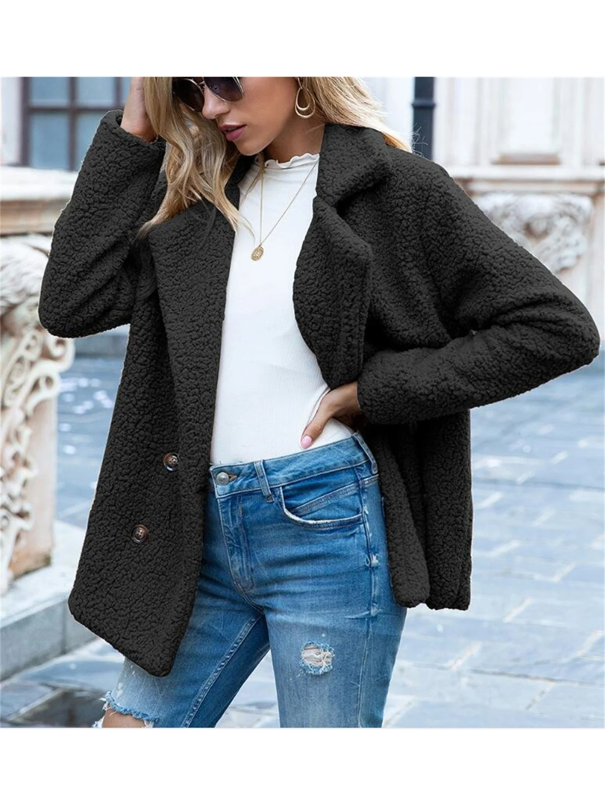Monica | Modern and fashionable winter clothing item