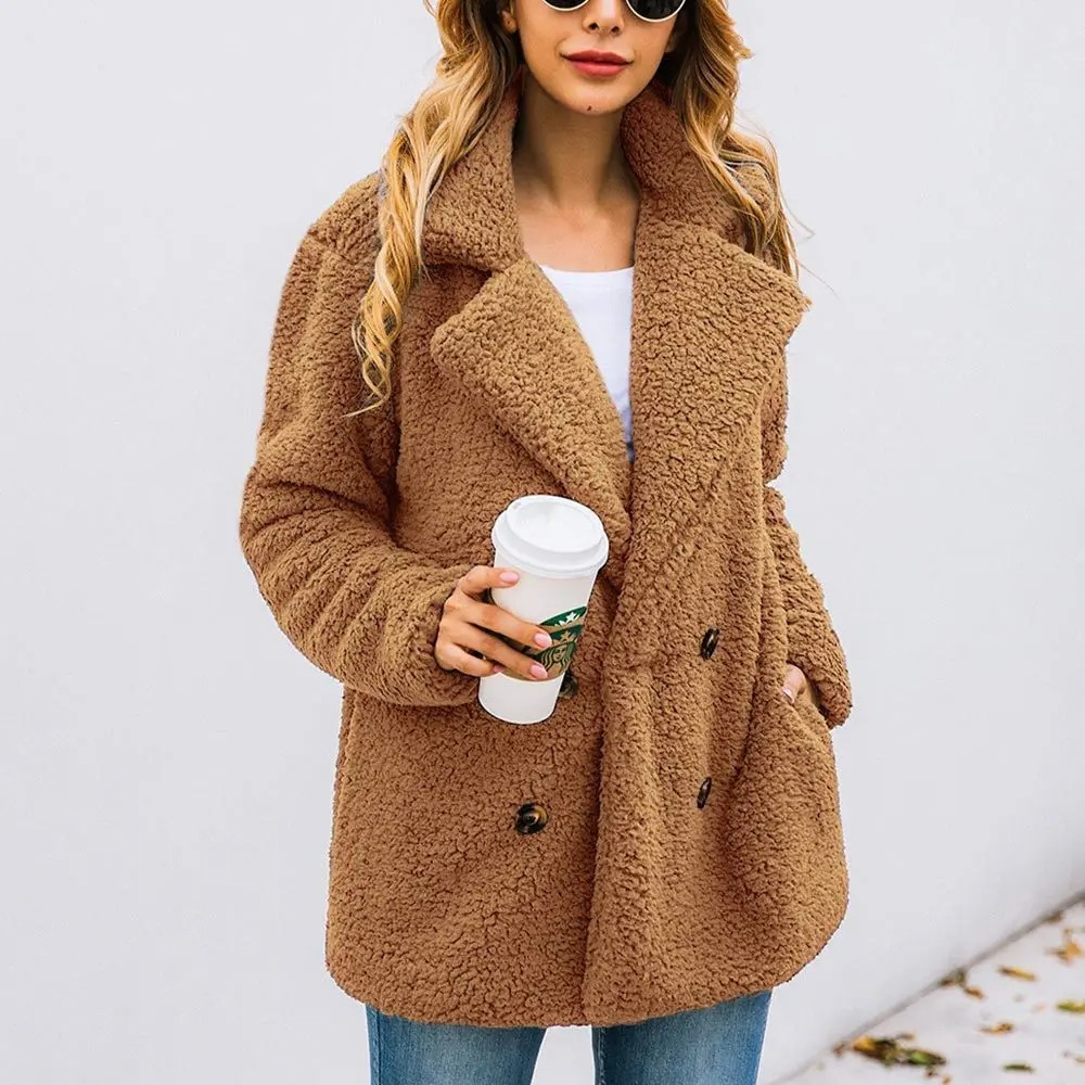 Delia | Chic and relaxed winter garment