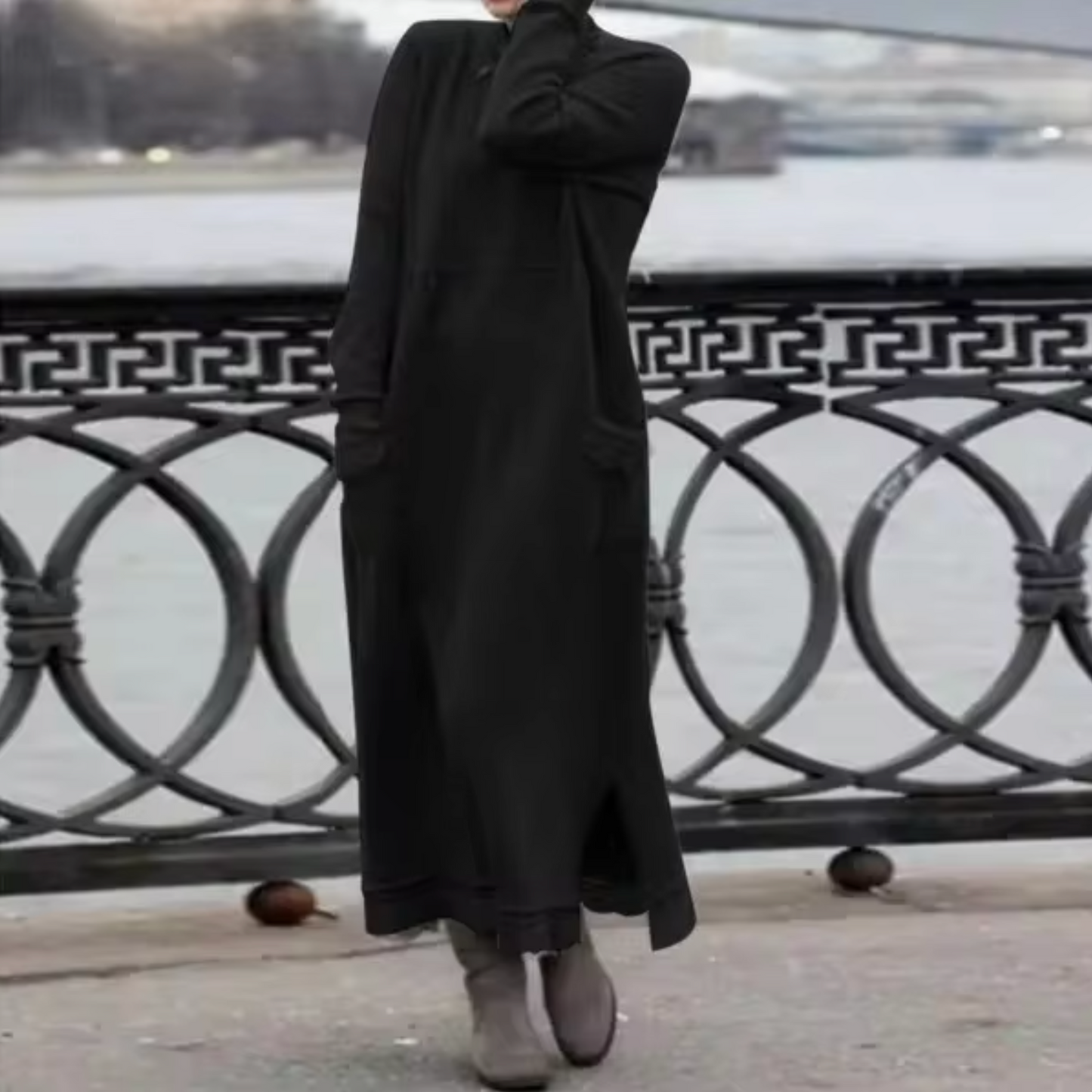 Maria Elena | Loose velvet sweatshirt dress